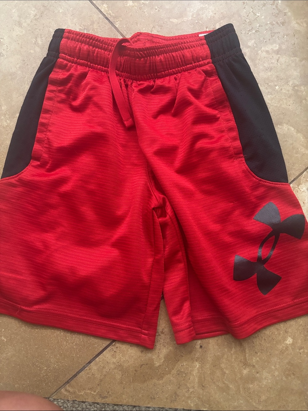 Under Armour Men’s Red Athletic Shorts with Black Panels